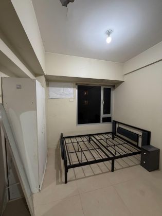 UnFurnished Studio Avida Towers Centera near Tv5