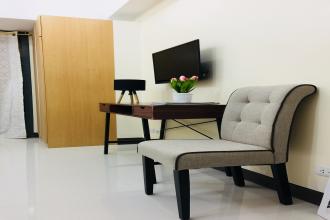 Fully Furnished Studio Unit at Viceroy McKinley Hill