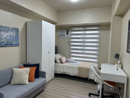 Brand New Furnished Studio Unit Atms