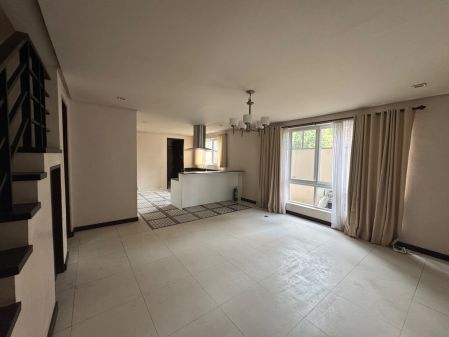 San Lorenzo Village 3 Bedrooms Duplex House for Rent