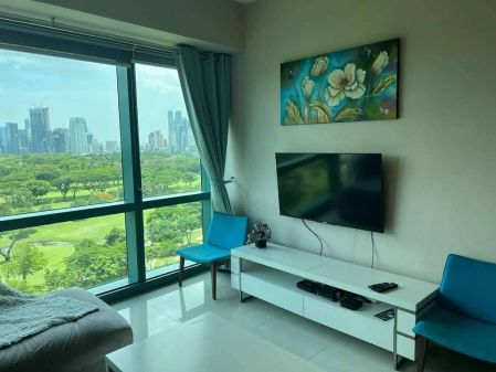 Unit for Rent at 8 Forbestown Road BGC