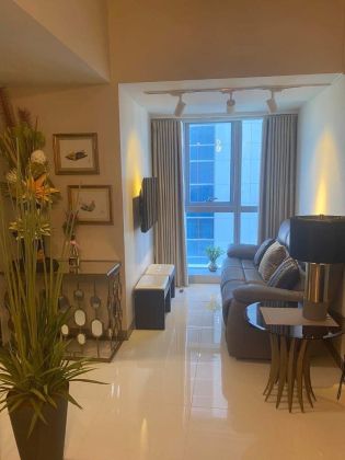 Nice Interior for Rent in Uptown Parksuites BGC