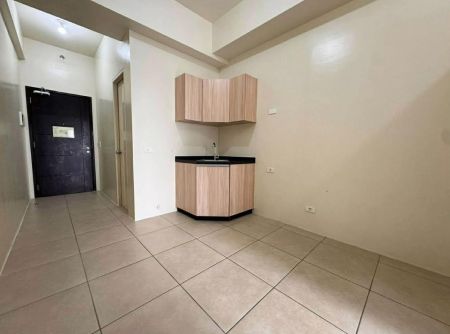Unfurnished 1 Bedroom Unit at Avida Towers Cloverleaf for Rent