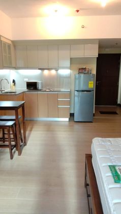 VENICE11XTF: For Rent Fully Furnished Studio Unit at Venice Resid