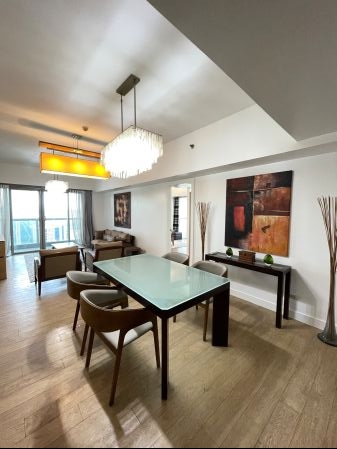 Fully Furnished 3 Bedroom Unit in One Shangrila Place for Lease