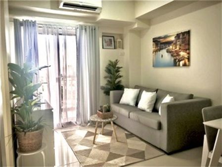 Modern 2BR for Rent in Brio Tower Makati near Rockwell