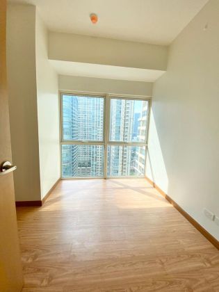 Unfurnished 2BR for Rent in Times Square West Taguig