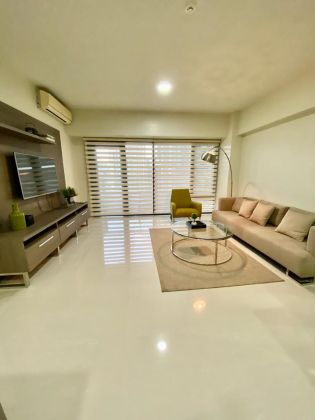 For Rent  1BR Unit in Arya T1  BGC  P80k month