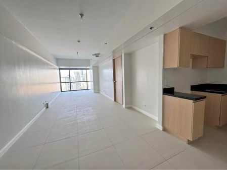 FOR LEASE 1BR The Gentry Residences at Salcedo Village Makati