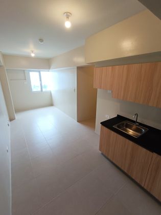 Unfurnished 3 Bedroom Unit at Avida Towers Turf BGC for Rent
