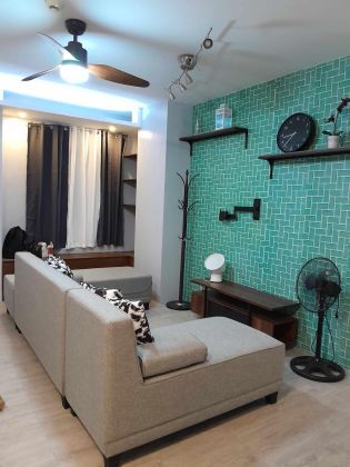 1BR for Rent at Amaia Steps Sucat with balcony  7th floor corner 