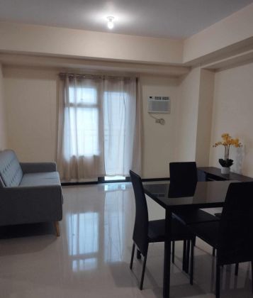 Fully Furnished 1 Executive Big cut Bedroom Unit at The Radiance 
