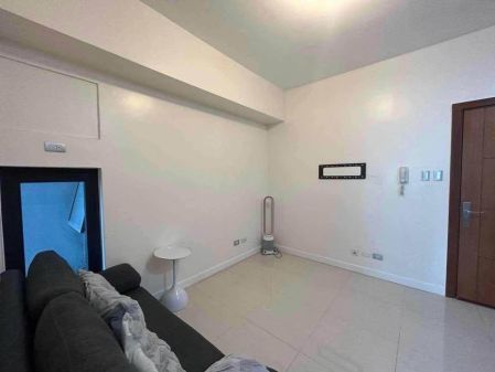 Sapphire Bloc 1BR for Rent