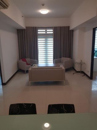 2BR Condo for Rent in 8 Forbestown Road BGC