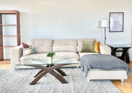 Elegant Furnished corner 2BR Unit at the Residences at Greenbelt