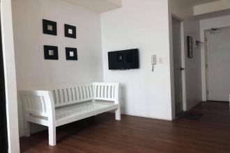 Fully Furnished 1 Bedroom Unit at The Linear Makati for Rent