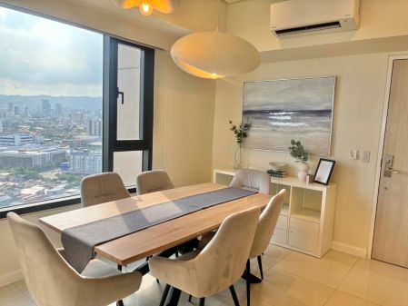 Modern 3 Bedroom front Seaview in Mandani Bay Cebu