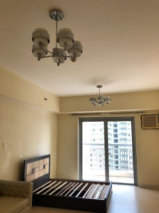 Studio Unit Furnished at The Infinity BGC For Rent