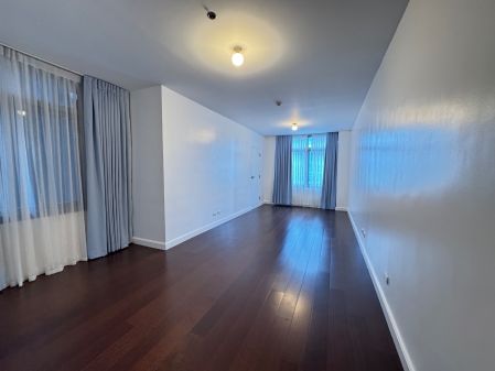 Sunrise Mountain and Lake View 3 Bedroom for Rent in The Suites
