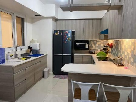 Fully Furnished 2BR for Rent in Oak Harbor Residences Paranaque