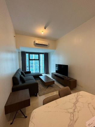 Grand Hyatt Condo for Rent 3BR BGC Taguig