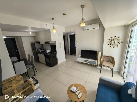 Solinea Tower 2 2BR corner 62sqm Balcony Cebu Business Park