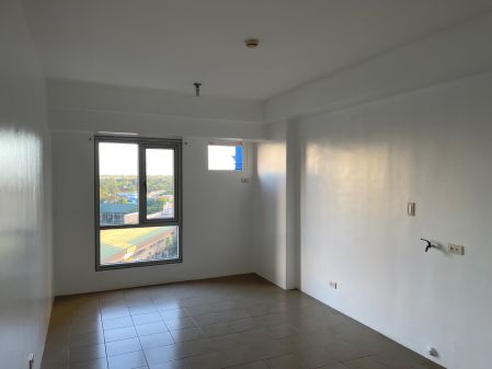 Standard Studio Unit in Avida Towers San Lorenzo for Rent