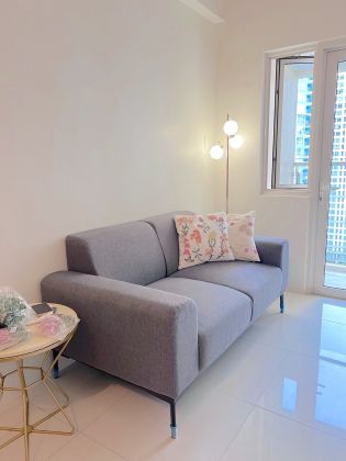 Fully Furnished 1 Bedroom Unit at Times Square West for Rent