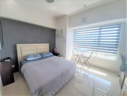 Fully Furnished Studio Unit at Calyx Centre for Rent