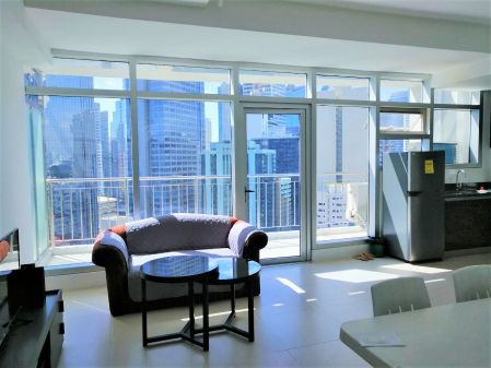 Semi Furnished 2 BR Bi-level Penthouse for Rent in The Stratosphe