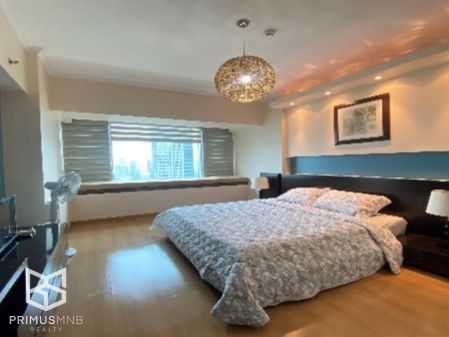For Lease 2BR Condo Unit at the Saint Francis Shangri La Place