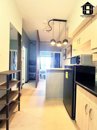 For Rent Furnished 1 Bedroom Unit in Sheridan Towers Mandaluyong