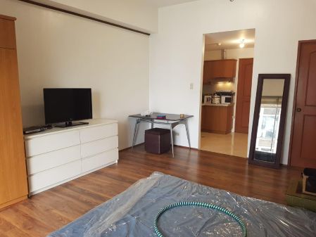 Studio Fully Furnished Unit for Rent in Paseo Parkview Suites