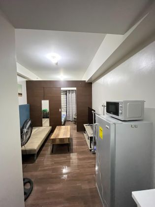 Air Residence for Rent with nice view of Makati area