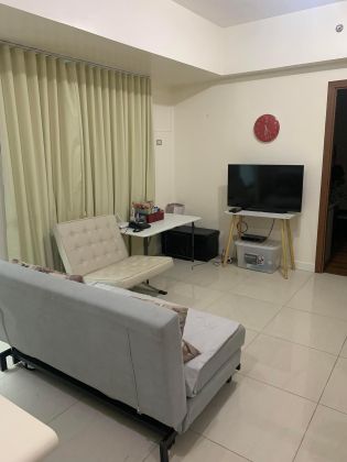 Fully Furnished 2BR with Parking for Rent at The Sapphire Bloc