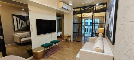 Fully Furnished 1 Bedroom Unit at One Maridien for Rent