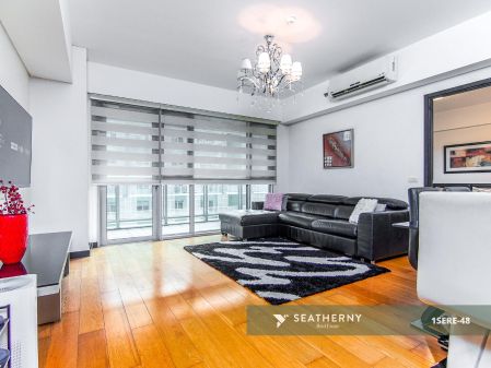 Fully Furnished 1BR Unit in One Serendra East 