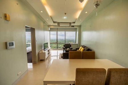 Fully Furnished 1 Bedroom Unit at Bellagio Towers for Rent