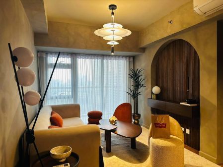 1BR for Rent at Park Triangle Residences BGC