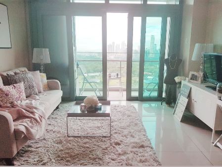Fully Furnished 2 Bedroom for Rent in 8 Forbestown BGC