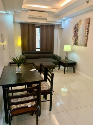 1 Bedroom Apartment for Rent in Central Business District