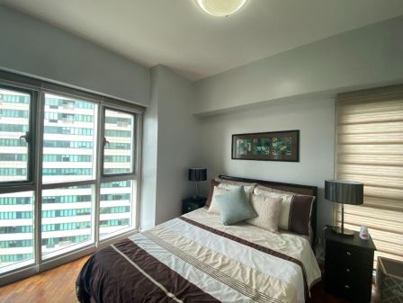 Fully Furnished 1 Bedroom in Manansala Tower Rockwell Center