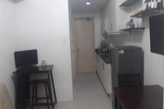 Fully Furnished 1 Bedroom Unit in Sea Residences for Rent