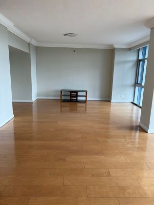Unfurnished 3 Bedroom Unit in Pacific Plaza Towers 