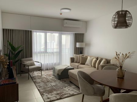 The Royalton at Capitol Commons 1 Bedroom with Huge Balcony