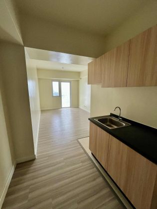 2BR Condo Unit for Lease in Avida Cloverleaf T2
