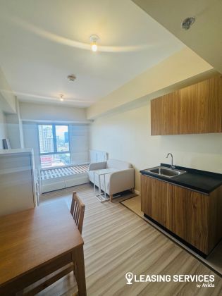 Semi Furnished Studio Unit at Avida Towers Makati Southpoint