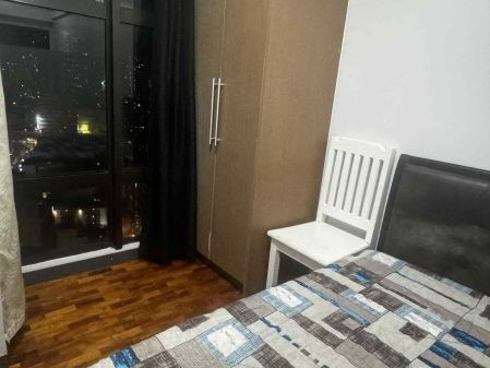 The Oriental Place Makati with Free Pool and Gym Access