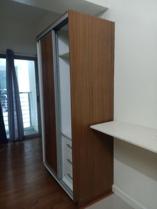 Semi Furnished Studio Unit at Eton Tower Makati for Rent