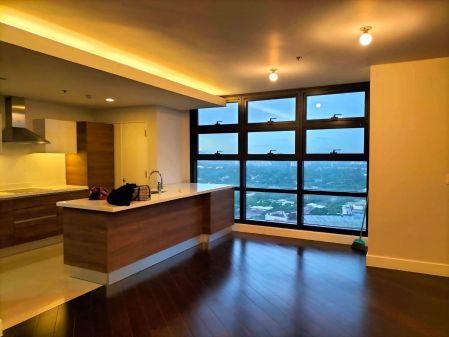 2 Bedroom Garden Towers Makati Condo for Rent